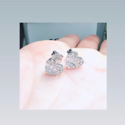 PENDIENTES de DIAMANTES y en Forma de corazón Oro Blanco de 18 kilates Pendiente de Oro blanco de 18 kilates: