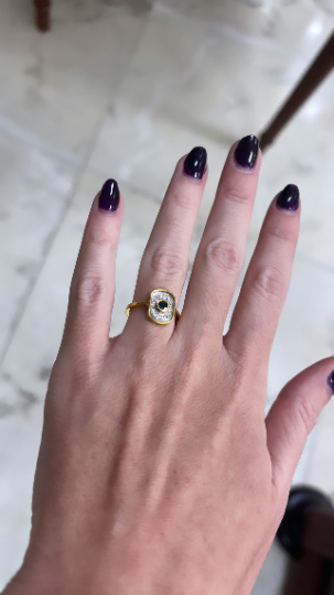 ANILLO  de Oro Amarillo de 18 kilates con Zafiro y Brillantes