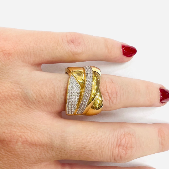 ANILLO Oro Amarillo de 18 Kilates y Circonita, ajustable a la medida que desee