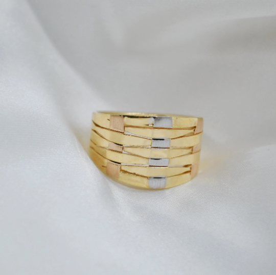 ANILLO Oro Amarillo, Blanco y Rosa de 18 Kilates ajustable a la medida que desee, Anillos de 18 kilates , 4.75 gramos, Anillos de 3 Oros