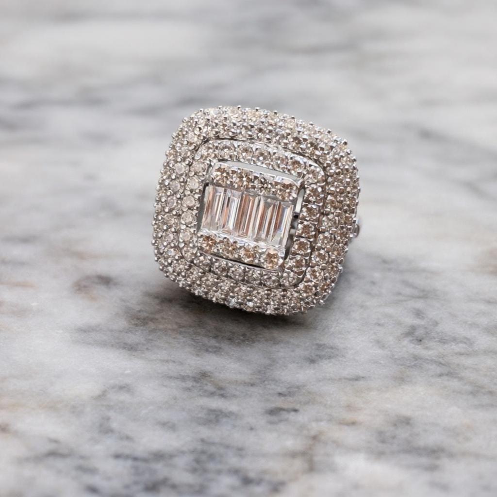 ANILLO ORO Blanco de 18 Kilates con Brillantes