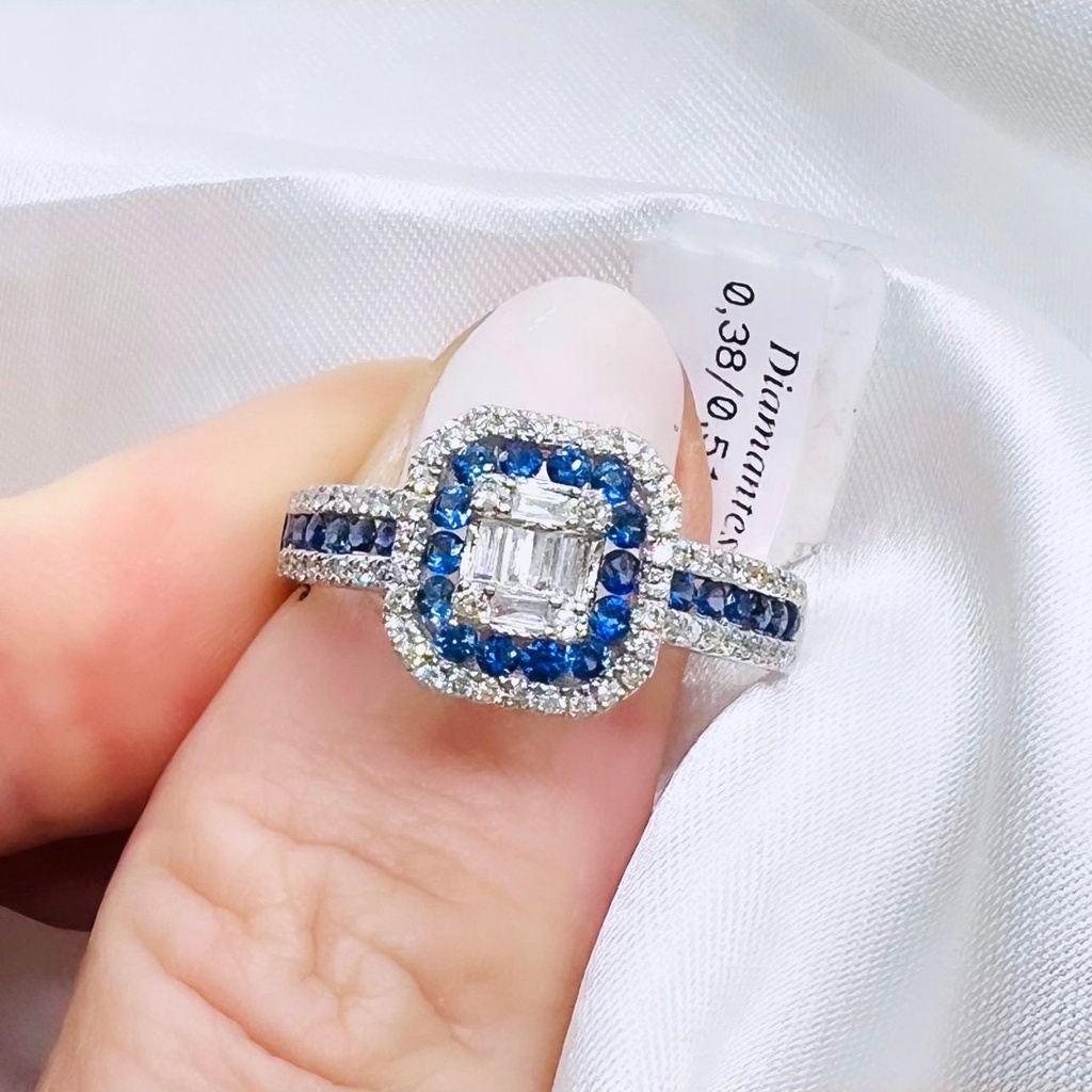 ANILLO BRILLANTES y zafiro en Oro Blanco  de 18 kilates