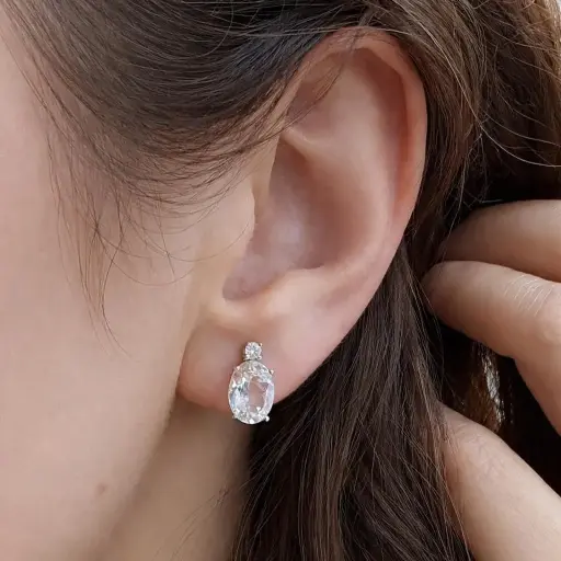 [P1116] Pendientes de Aguamarinas Ovales y Brillantes en Oro Blanco de 18 k