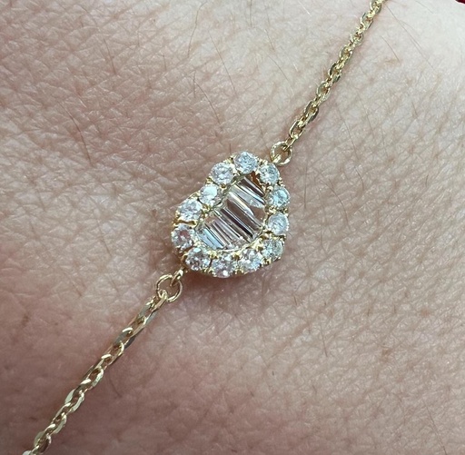 [Pu 1079] PULSERA Oro Amarillo 18 kilates y  un Corazón de Brillantes