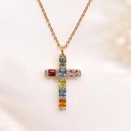 [P 1118] CADENA y COLGANTE Cruz con Brillantes y Zafiros de colores, Oro Amarillo de 18 kilates